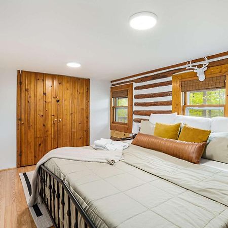 Modernized Log Cabin W Hot Tub Fire Pit & Views Berkeley Springs Zewnętrze zdjęcie