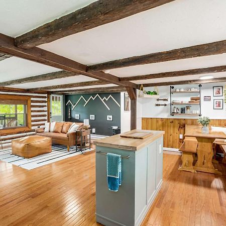 Modernized Log Cabin W Hot Tub Fire Pit & Views Berkeley Springs Zewnętrze zdjęcie