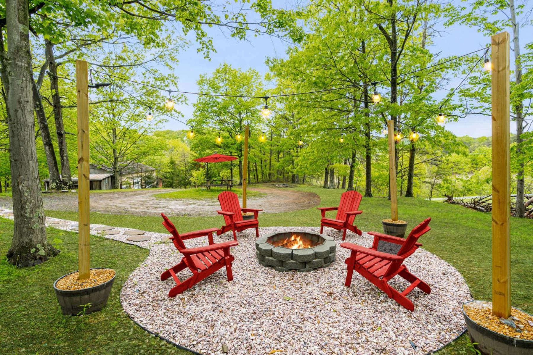 Modernized Log Cabin W Hot Tub Fire Pit & Views Berkeley Springs Zewnętrze zdjęcie