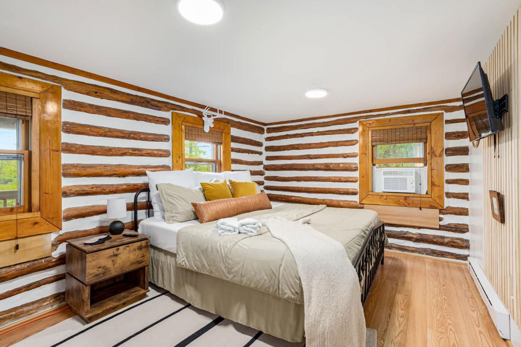 Modernized Log Cabin W Hot Tub Fire Pit & Views Berkeley Springs Zewnętrze zdjęcie