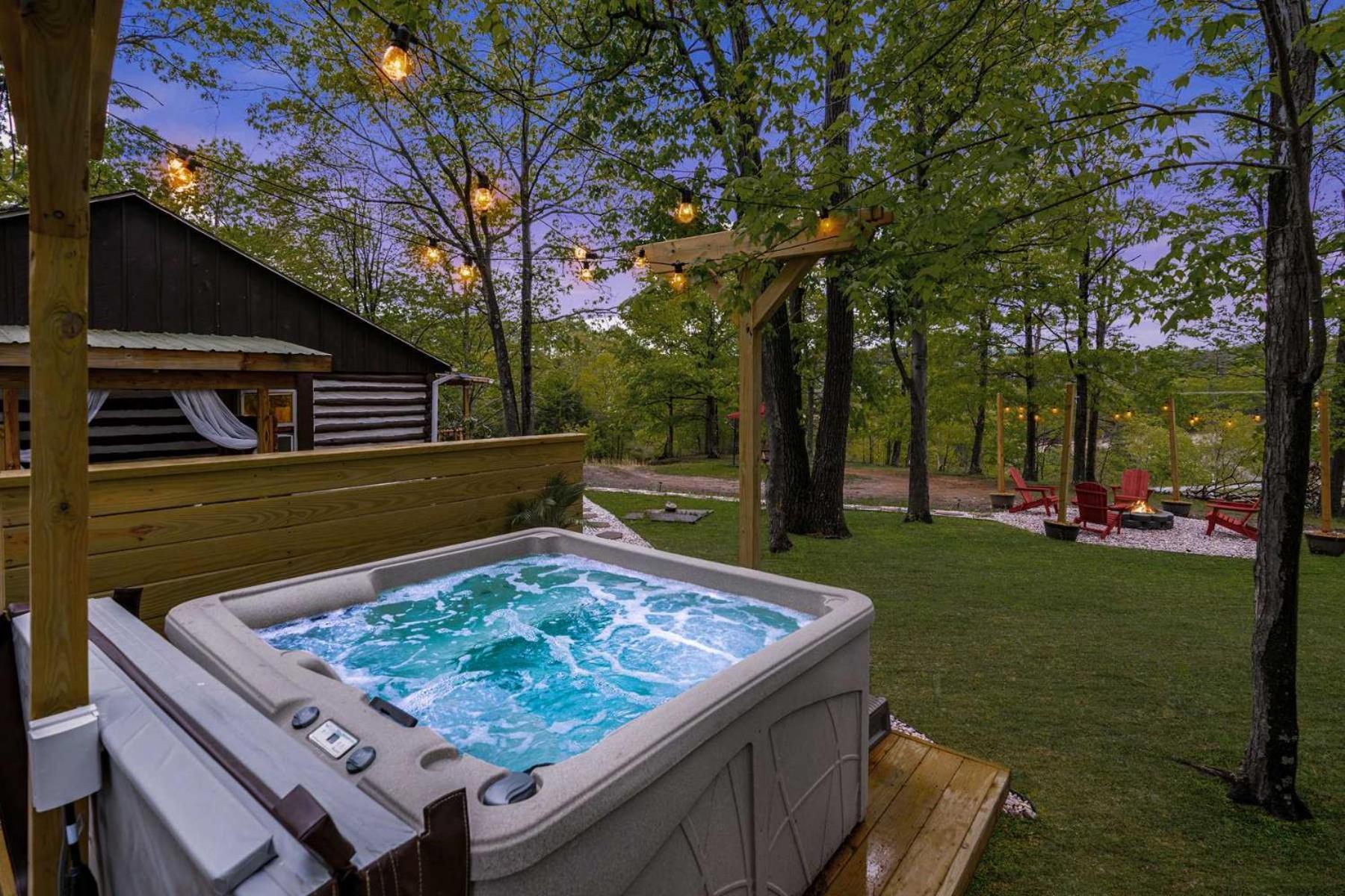 Modernized Log Cabin W Hot Tub Fire Pit & Views Berkeley Springs Zewnętrze zdjęcie